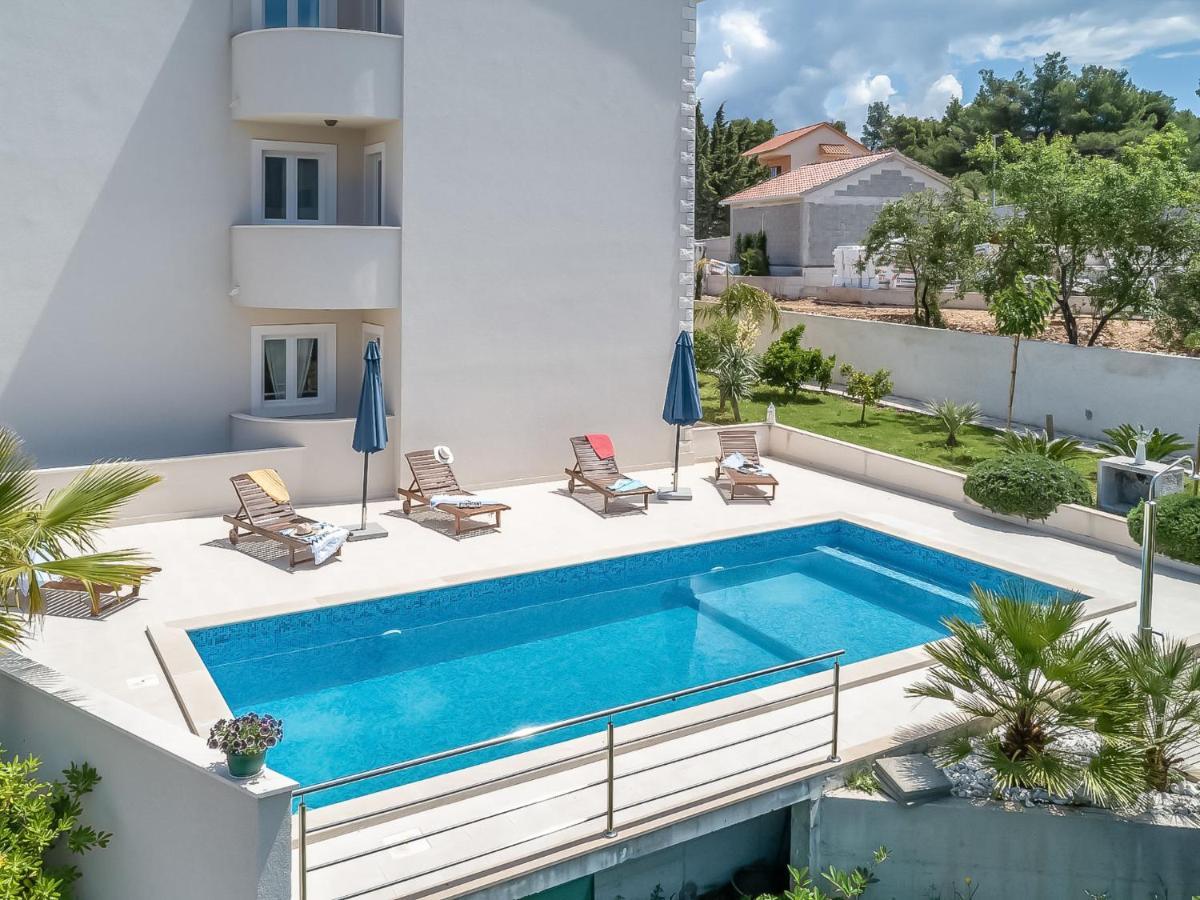 Apartment Villa 2 Pools-4 By Interhome スティヴァン エクステリア 写真