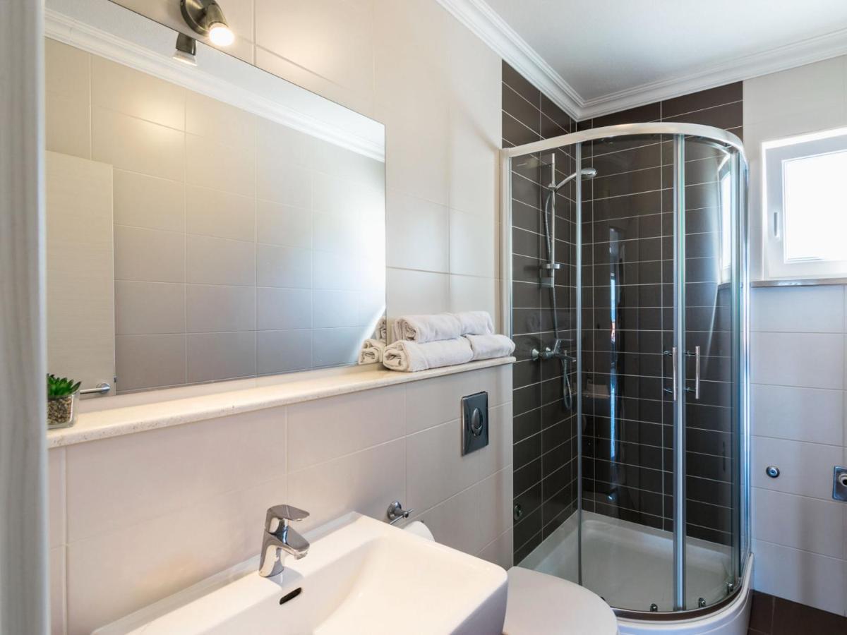 Apartment Villa 2 Pools-4 By Interhome スティヴァン エクステリア 写真