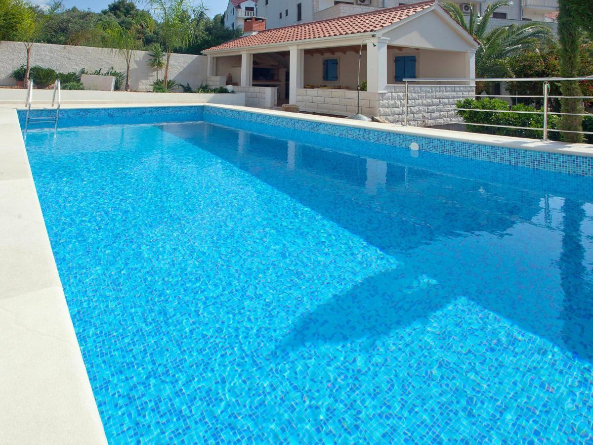 Apartment Villa 2 Pools-4 By Interhome スティヴァン エクステリア 写真
