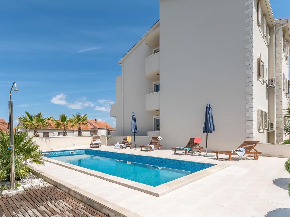 Apartment Villa 2 Pools-4 By Interhome スティヴァン エクステリア 写真